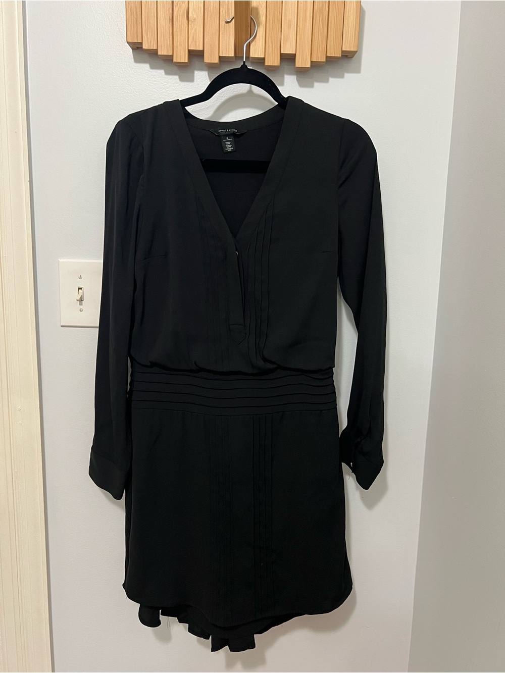 White House Black Market Black Long-Sleeve V-Neck Pintuck Dress
